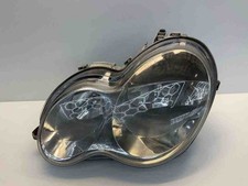 Faro proiettore anteriore