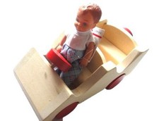 Miniatura - Bambola con auto