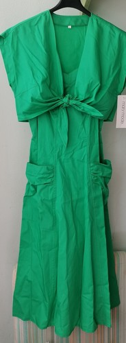 Abito con copri spalle - , e