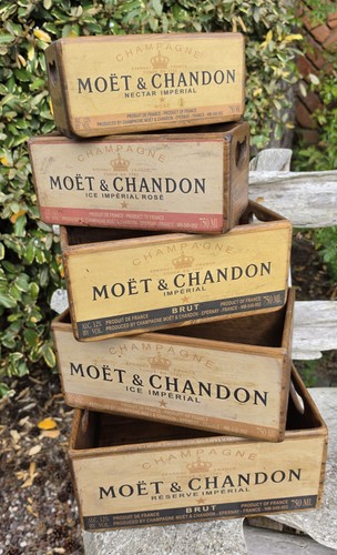 Moet chandon vintage style - &,