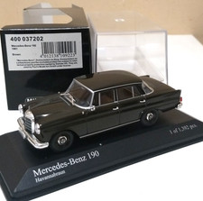 Minichamps 1/43 MERCEDES-BENZ