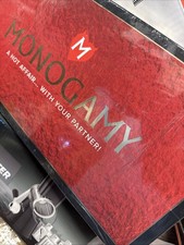 Monogamia una relazione calda
