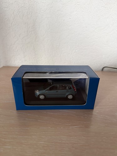 Minichamps ford fiesta 5 - 1/43,