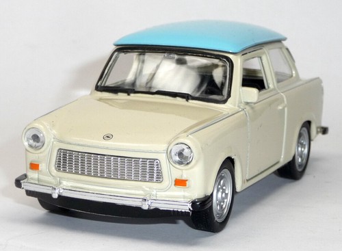 Trabant 601 beige con tetto