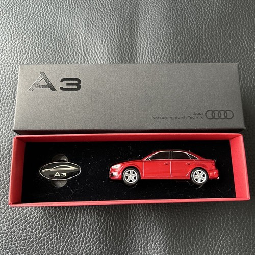 Audi auto miniatura e - a3, in