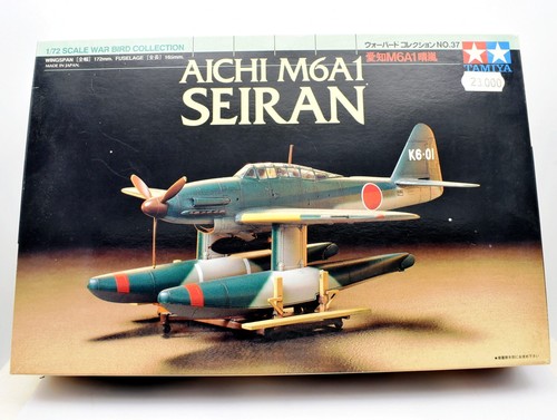 Modellino model kit montaggio