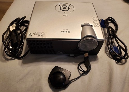 Toshiba proiettore dati - proiettore,