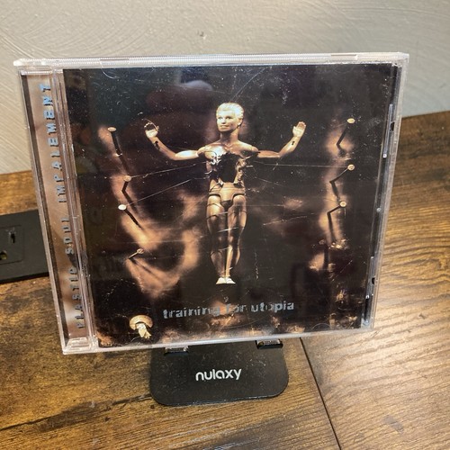 Training for utopia - training, plastic