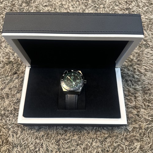 Nuovo orologio meccanico - nuovo,