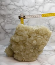 Mineral~Aragonite Fluorescent