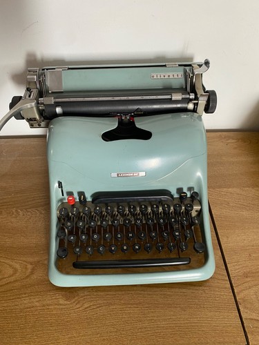 Macchina scrivere olivetti - scrivere,