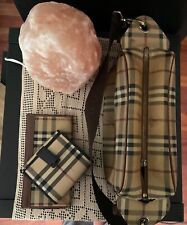 Borsa e due portafogli burberry usati, acquistabili singolarmente o insieme 