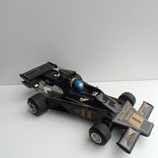 POLISTIL SLOT CAR LOTUS 76 JPS