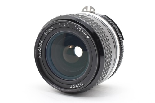 Nikon nikkor 3 - 28, mm