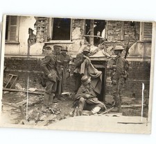 Soldati tedeschi e britannici