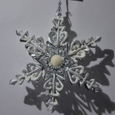 Stella in argento e bianco da