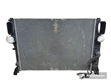 Radiatore acqua Mercedes-Benz