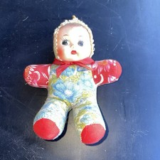 Bambola di stoffa vintage -