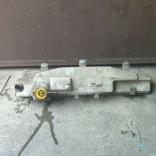Dodge nitro fensterwaschtank - dodge,