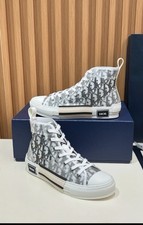 Dior B23