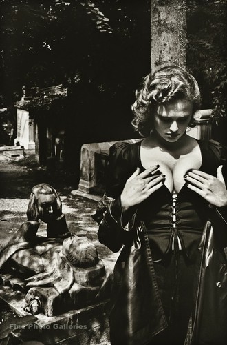 1977 vintage helmut newton - 1977,