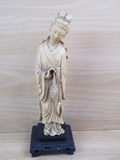 vecchia SCULTURA STATUA GEISHA Guanyin colore avorio con vasetto ventaglio di