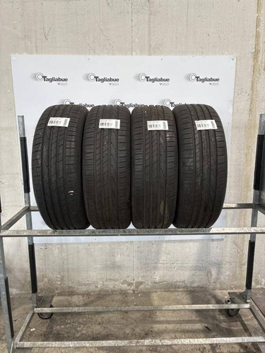 Set gomme 235 65r17 104w - 4,