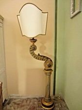 LAMPADA IN LEGNO ANTICO CON CAPPELLO VENTOLA CAPITELLO FREGIO DECORO 