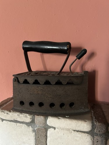 Ferro stiro antico a - stiro,