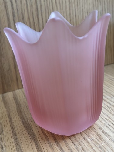 Vaso forma petalo di - a,