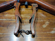 Lampadario Giogo Antico in Legno e Ferro - Scultura Rustica, Elettrificato L80cm