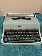 Olivetti Lettera 32 Vintage