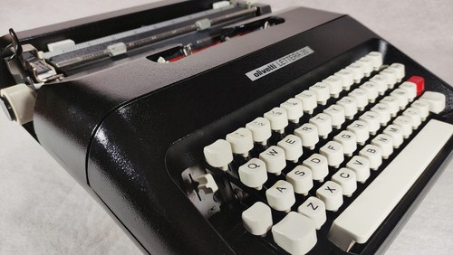 Olivetti lettera negra - lettera, 35