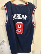 Maglia firmata Michael Jordan