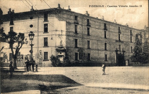 Pinerolo torino caserma - torino,