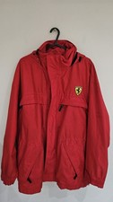 Cappotto Ferrari logo ricamato