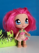 "WINX PIXIE AMORE MINI","RAINBOW", Bambola, modello 2003 - 2007, altezza 12 cm.