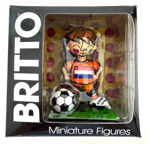 Romero britto mini world - romero,