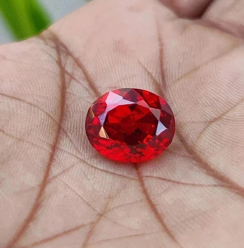 Pietra preziosa sfusa