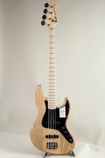 Basso jazz tradizionale Fender Japan anni 70 MN naturale usato