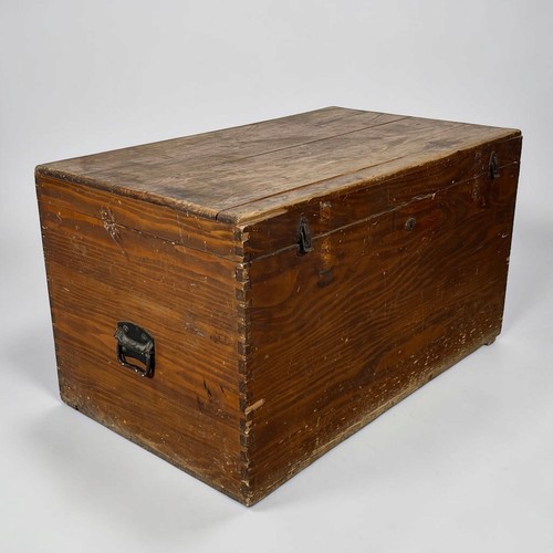 Baule antico legno - in,