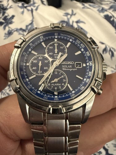 Seiko v172 0aj0 solar - v172-0aj0,