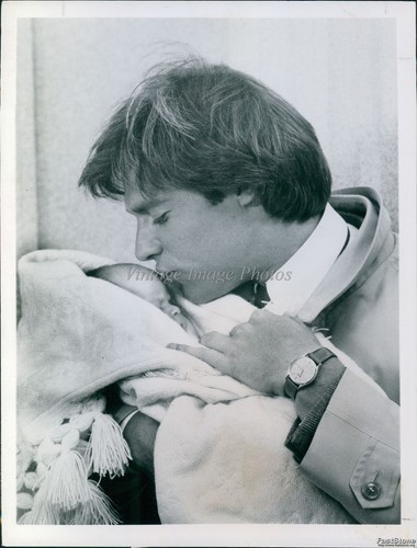John james 1982 attore - john,