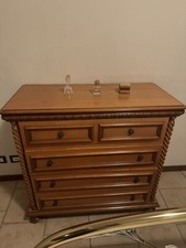 Set Cassettiera, coppia di comodini e Specchio