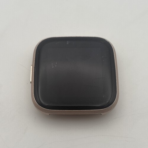 Fitbit versa smartwatch - 2,