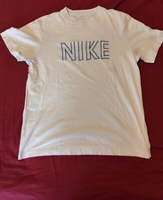 maglietta bianca nike xs usata in ottime condizioni 