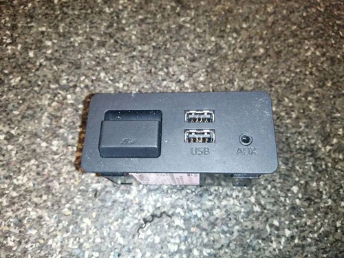 Mazda usb d09h669u0 - usb,