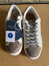 Sneaker da donna Universal