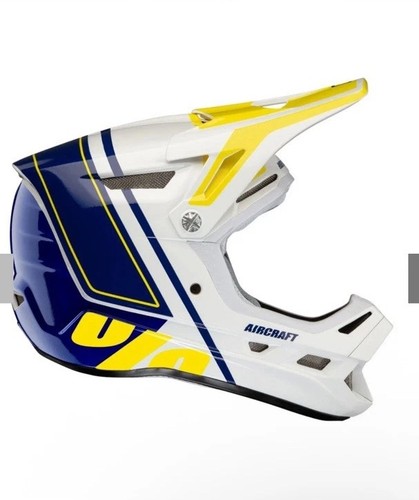 Casco 100 aereo composito - casco,