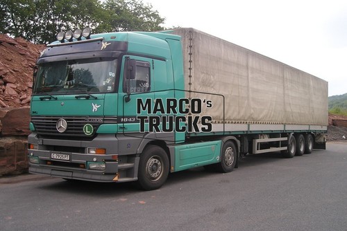 Foto camion mercedes - foto,